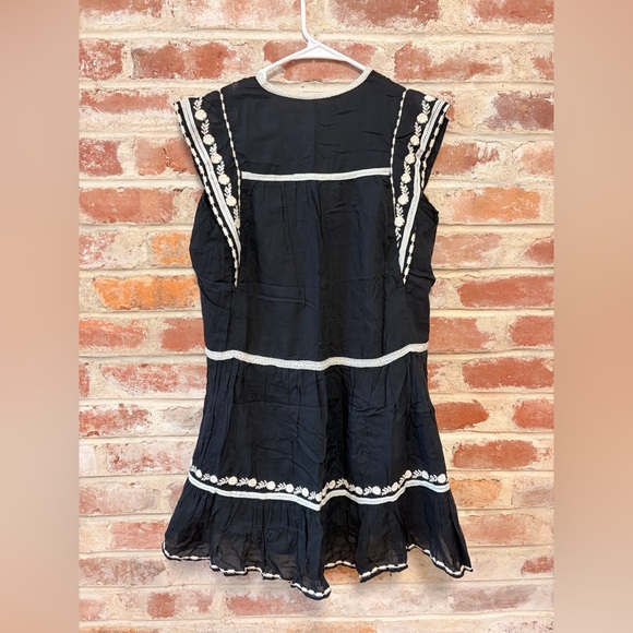 Zara Black and White embroidered dress size xs - Picture 4 of 4